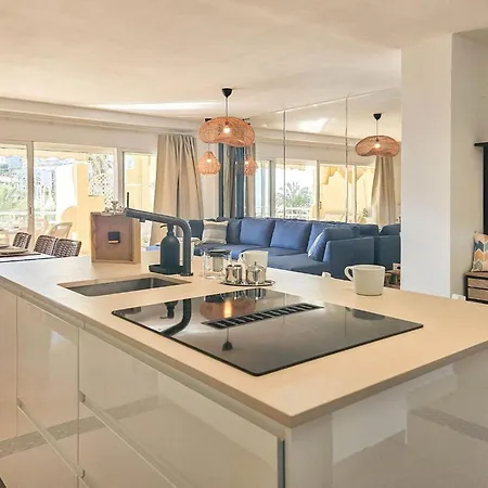 Beachfront In Marina Lejlighed *